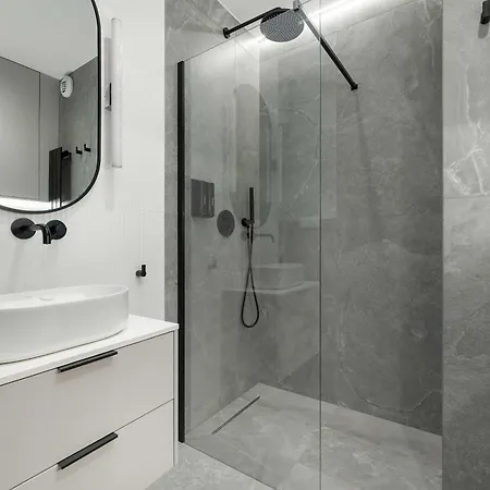 Elegant Mieszczanska With Air Conditioning, & Gym By Renters Prestige Apartman Wrocław